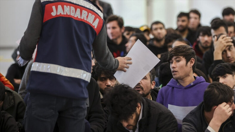Sahte Oturum Belgesi D&uuml;zenleyen &Ccedil;ete &Ccedil;&ouml;kertildi