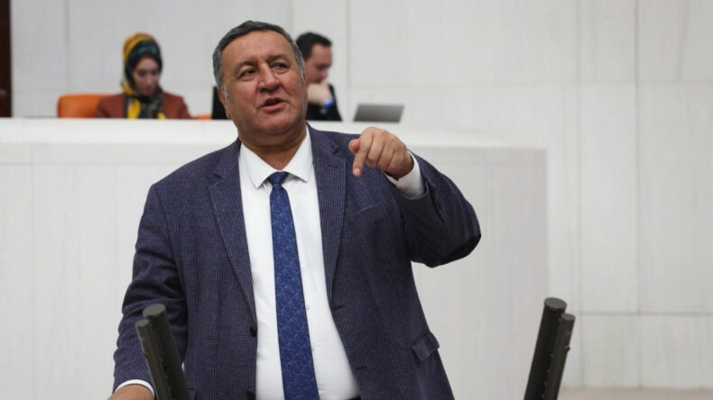 Sert &Ccedil;ıkış: Dakikada 21 Yeni Dosya Geldi