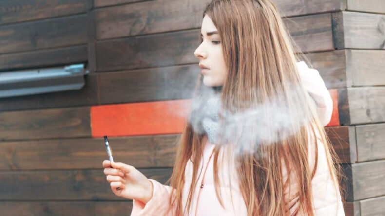 Sigara End&uuml;strisi &Ccedil;ocukların Peşinde