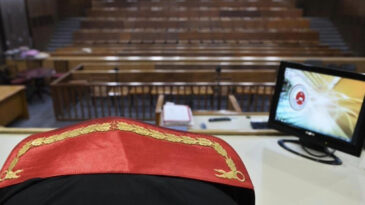 Sınavsız Şube M&uuml;d&uuml;r&uuml; Atamaları Mahkemeye Taşındı
