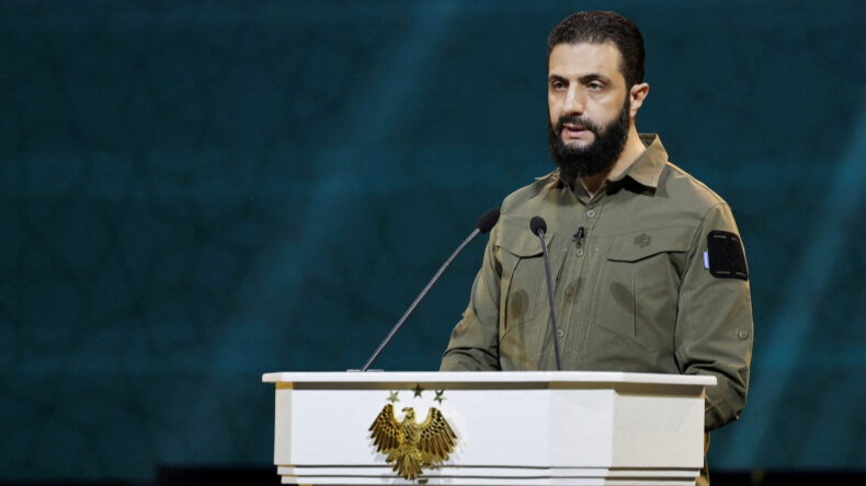 Suriye: Tenef Askeri &Uuml;ss&uuml;'n&uuml;n kontrol&uuml;n&uuml; aldık