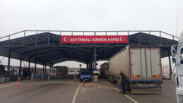 Suriye Y&ouml;netimi G&uuml;mr&uuml;k Kapılarını Kapatma Kararı Aldı