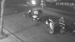 Taburcu Oldu, &Ccedil;ocuğu Salonda Cesedini Buldu