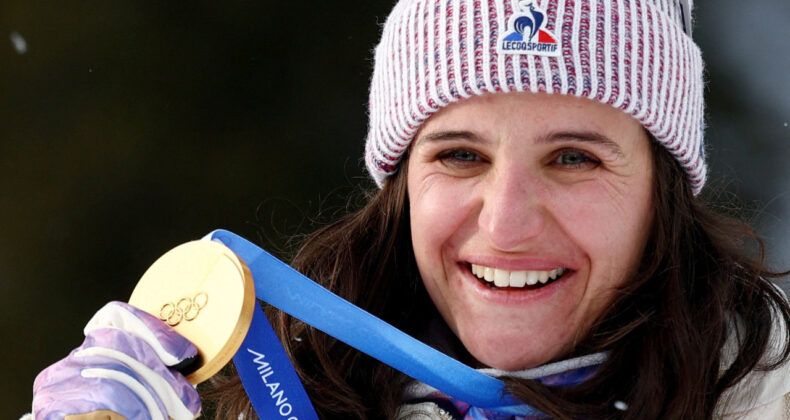 Takım Arkadaşını Dolandırdı, Olimpiyat'ta Altın Madalya Kazandı!