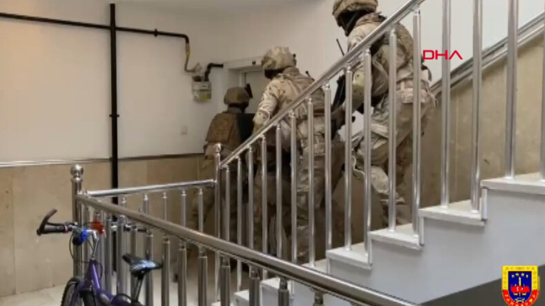 Tefecilik ve Yağma Operasyonunda 13 G&ouml;zaltı