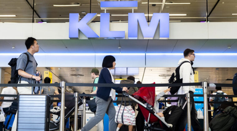 Tel Aviv'e U&ccedil;uşlar Askıya Alındı