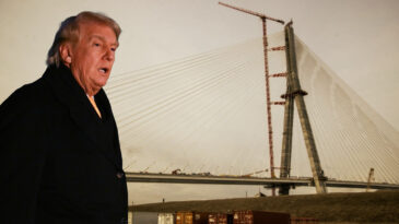 Trump 'k&ouml;pr&uuml;leri yaktı': 4.6 milyar dolarlık proje tehlikede