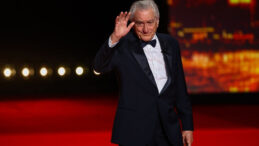 Trump Usta Oyuncuyu Yerden Yere Vurdu: Aklını Ka&ccedil;ırmış, Hasta