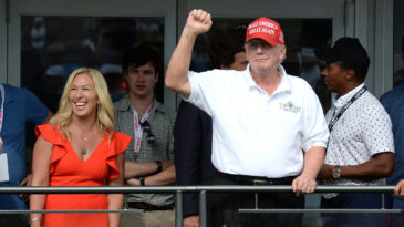 Trump'a Eski Dostundan Sert Eleştiriler