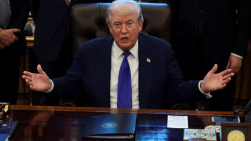 Trump'tan Ara Se&ccedil;imler &Ouml;ncesi &Ouml;nemli &Ccedil;ağrı