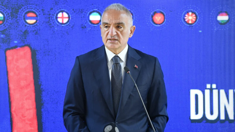 Turizm Bakanı: Uygunsuz Yapılar Yıkılacak