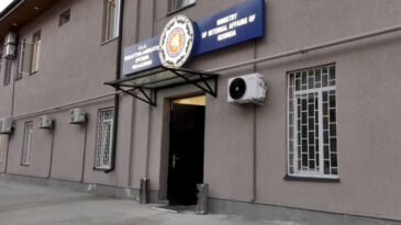 T&uuml;rkiye Kırmızı B&uuml;ltenle Aradığı Kişileri G&uuml;rcistan'da Ele Ge&ccedil;irdi