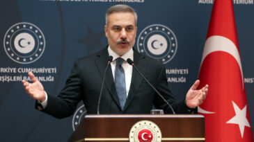 T&uuml;rkiye'den Pakistan-Afganistan Gerilimi &Uuml;zerine Diplomatik İletişim