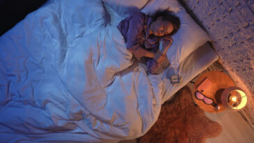 Uykuya Faydası Sandığımız G&uuml;r&uuml;lt&uuml;, S&uuml;reyi Kısaltıyor