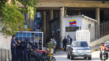 Venezuela'da Y&uuml;zlerce Siyasi Tutuklu Serbest Bırakıldı