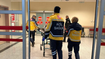 V&uuml;cuduna &Ccedil;amaşır Suyu Enjekte Eden Gen&ccedil; Hastaneye Kaldırıldı
