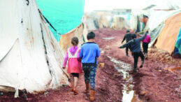 Yoksulluk &Ccedil;ocukları En &Ccedil;ok Vuruyor