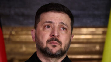 Zelenskiy, Liderlerin G&ouml;r&uuml;şmesini Talep Ediyor