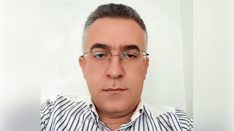 'Herkes g&ouml;nl&uuml;n&uuml; ferah tutsun' dedi, aracında &ouml;l&uuml; bulundu