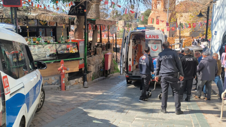 'Neden video &ccedil;ekiyorsun' tartışması kanlı bitti