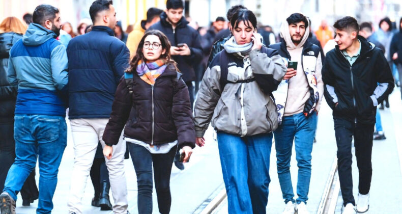 'Sınıf ikincisiydim şimdi evdeyim'