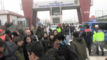 15 yaşındaki Cansu'nun babası: Hi&ccedil; vicdan azabı &ccedil;ekiyor musunuz?