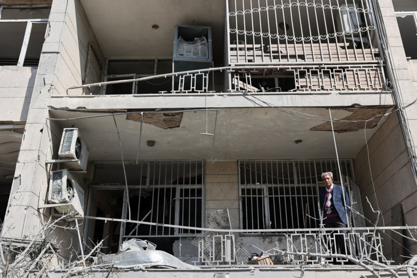 Beyrut Havalimanı çevresinde dumanlar