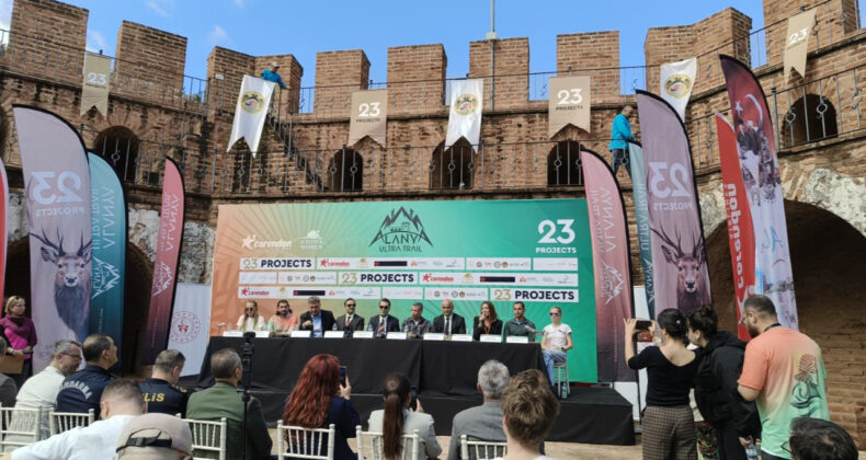 23 &Uuml;lkeden 840 Sporcu: Ultra Trail'de Kleopatra'dan Toroslar'a Zorlu Yolculuk Başlıyor