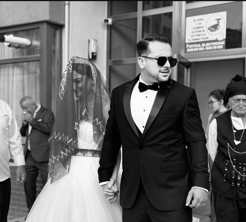 Murat Yangun ile eşi.