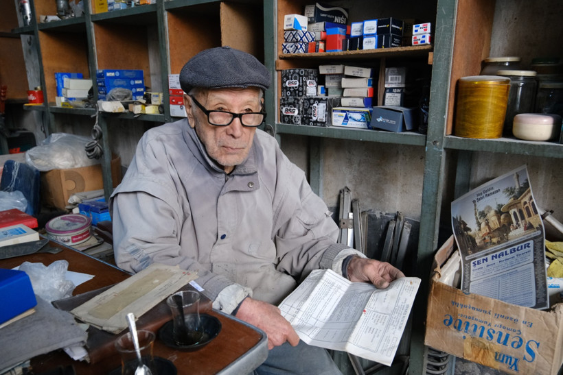 Suat Nezir ve Anadol otomobilleri