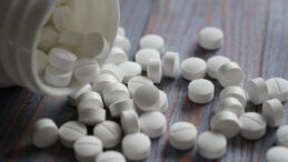 7 bini aşkın usuls&uuml;z re&ccedil;ete yazan psikiyatrdan ilgin&ccedil; savunma