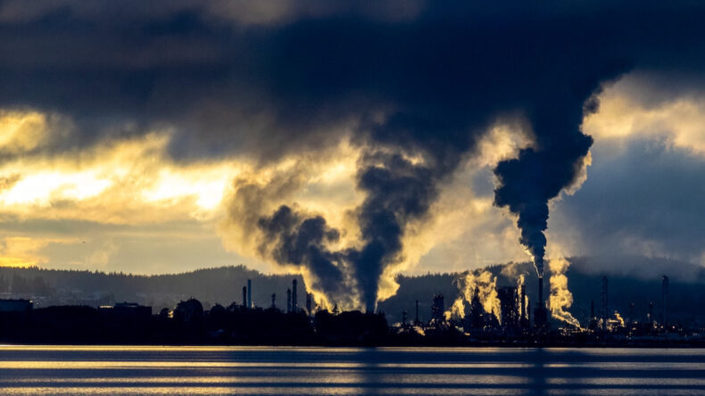 ABD, 30 yılda d&uuml;nyaya 10 trilyon dolarlık zarar verdi
