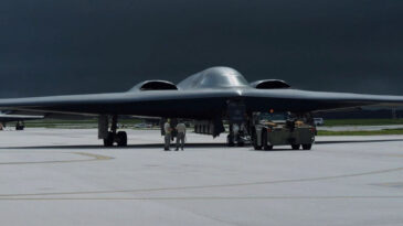 ABD, İran saldırısında B-2 bombardıman u&ccedil;aklarını kullandı