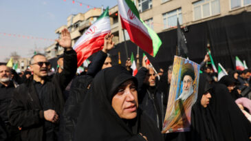 ABD istihbaratından dikkat &ccedil;eken İran raporu: &Ccedil;&ouml;kme riski taşımıyor