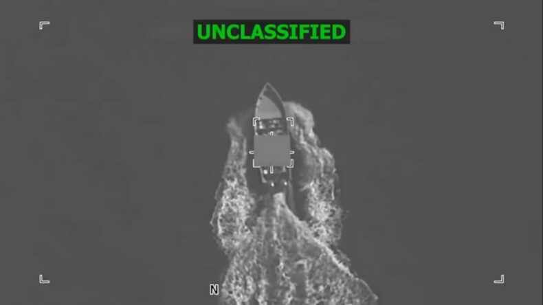 ABD Ordusu Tekneyi Vurdu: 4 Ölü