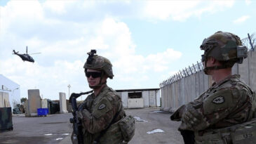 ABD &uuml;slerinde alarm: '&Ccedil;ok sayıda asker yaralandı'