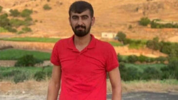 Akılalmaz &Ouml;l&uuml;m! Aracını Yıkarken Elektrik Akımına Kapıldı