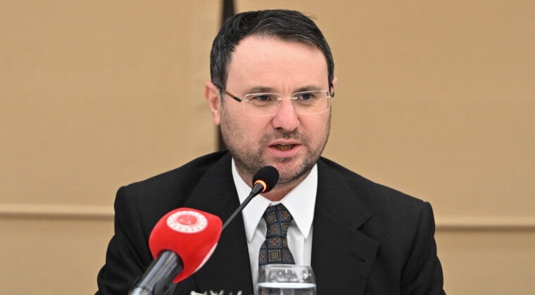 Akın G&uuml;rlek: O Belgeler Sahte, 4 Taşınmazım Var