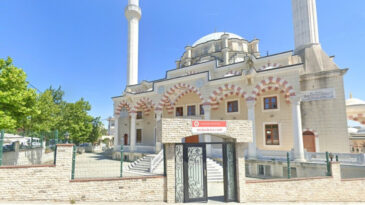 AKP'li Arnavutk&ouml;y Belediyesi Borcunu Cami ve Parklarla Kapattı