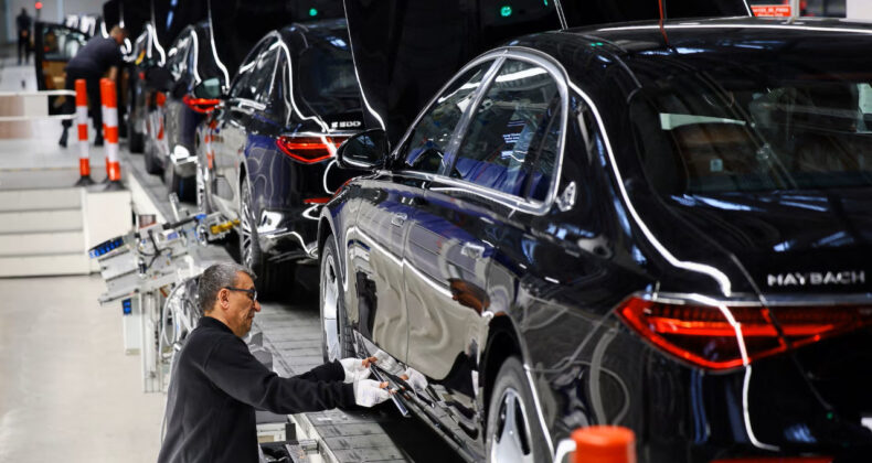 Alman ekonomisi yıla kötü başladı, savaşla endişeler arttı