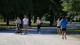 Alman gen&ccedil;lerin 5&rsquo;te biri &uuml;lkeyi terk etmek istiyor