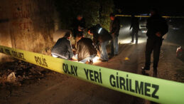 Anne ve Oğlu Bah&ccedil;ede Katledildi