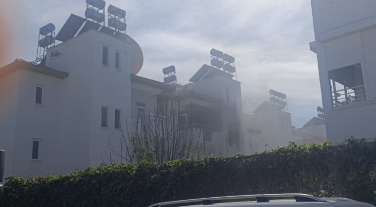 Antalya'da Korkutan Otel Yangını