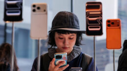 Apple'dan &ccedil;alışanlarına rekor ikramiye