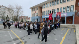 Ara tatil sona erdi: Milyonlarca &ouml;ğrenci ders başı yaptı