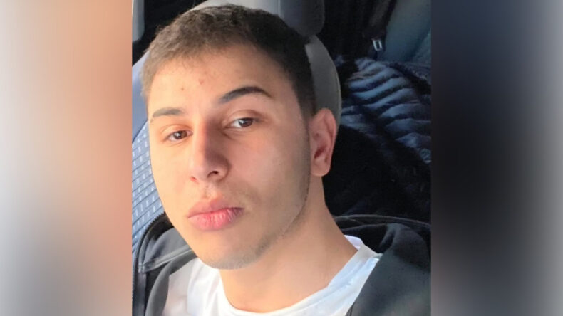 Asker konvoyunda acı olay: Ara&ccedil;tan d&uuml;şen Buğra yaşamını yitirdi