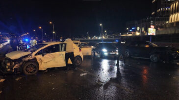 Ataşehir'de Zincirleme Kaza