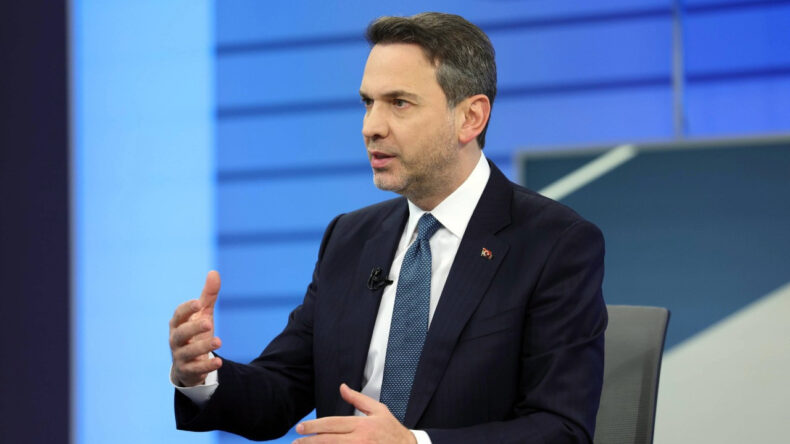 Bakan Bayraktar: İli&ccedil;'teki maden ocağını &ccedil;evresel tedbiri alarak tekrar a&ccedil;mayı hedefliyoruz