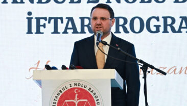 Bakan G&uuml;rlek a&ccedil;ıkladı: Tapuda avukat zorunluluğu getiriliyor