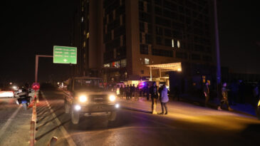 Bakanların toplandığı binaya İHA d&uuml;şt&uuml;